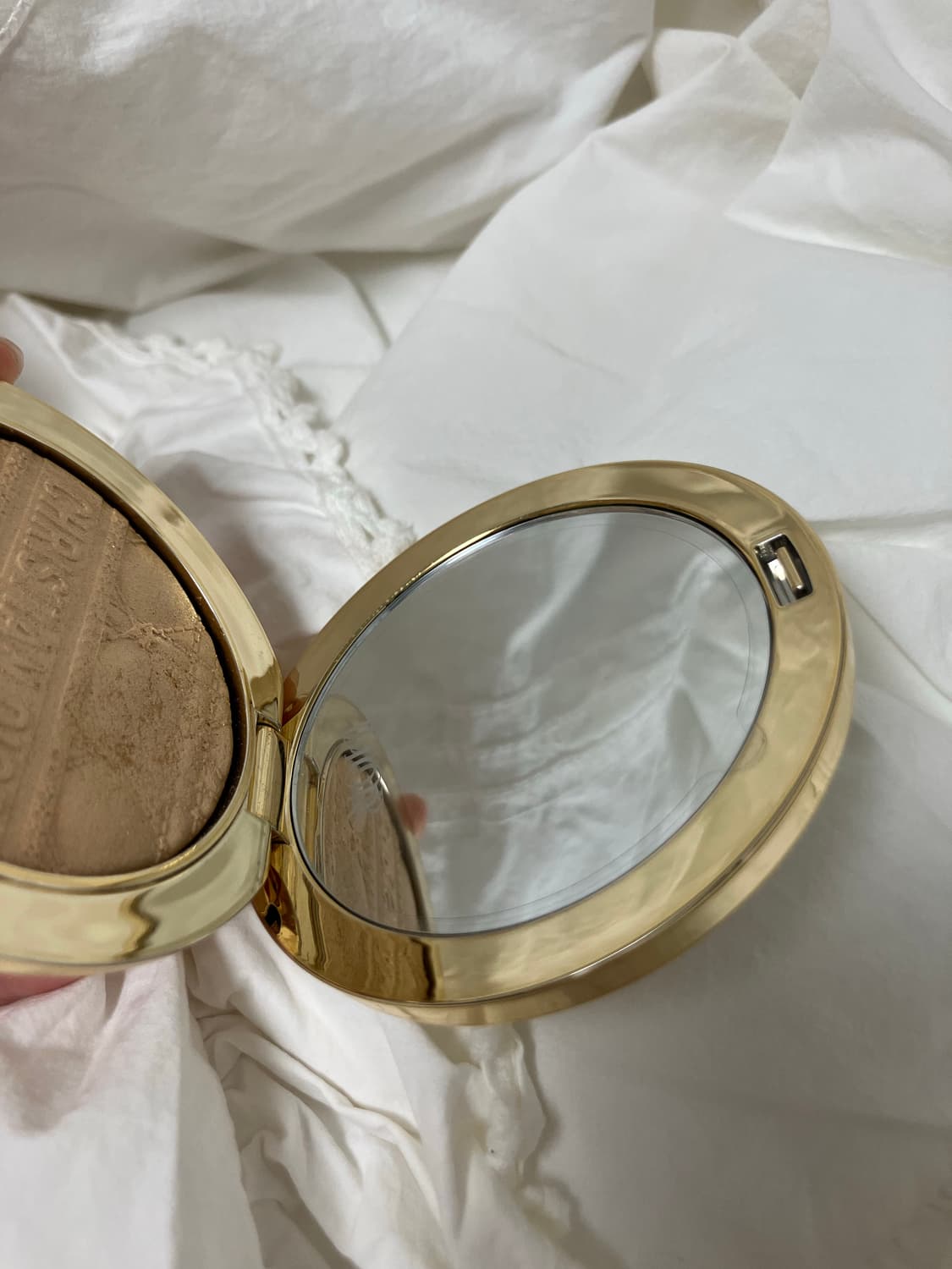 [한정판] 디올 포에버 글로우 루미나이저 001 디올 스타  상품이미지4