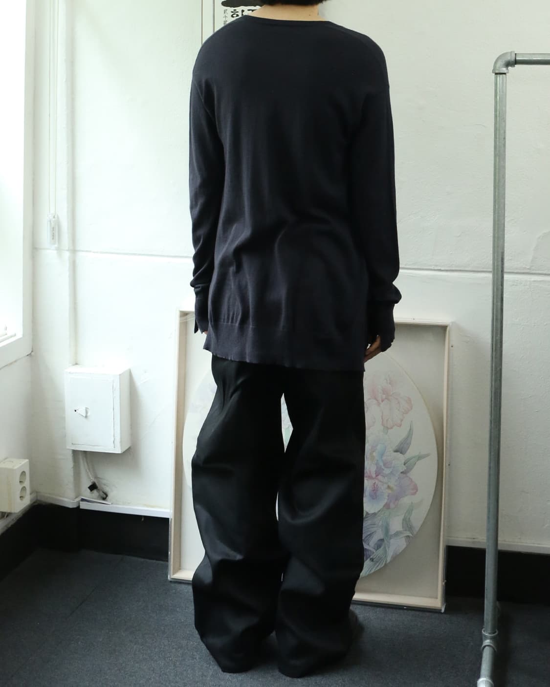 라드 뮤지션 브이넥 니트 상품이미지4