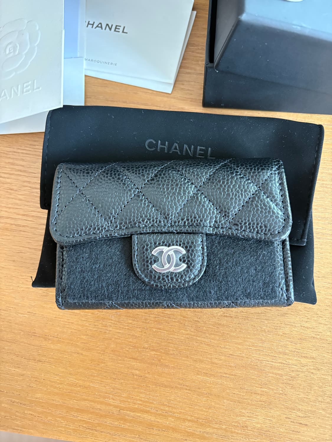 샤넬 카드지갑 은장 상품이미지2