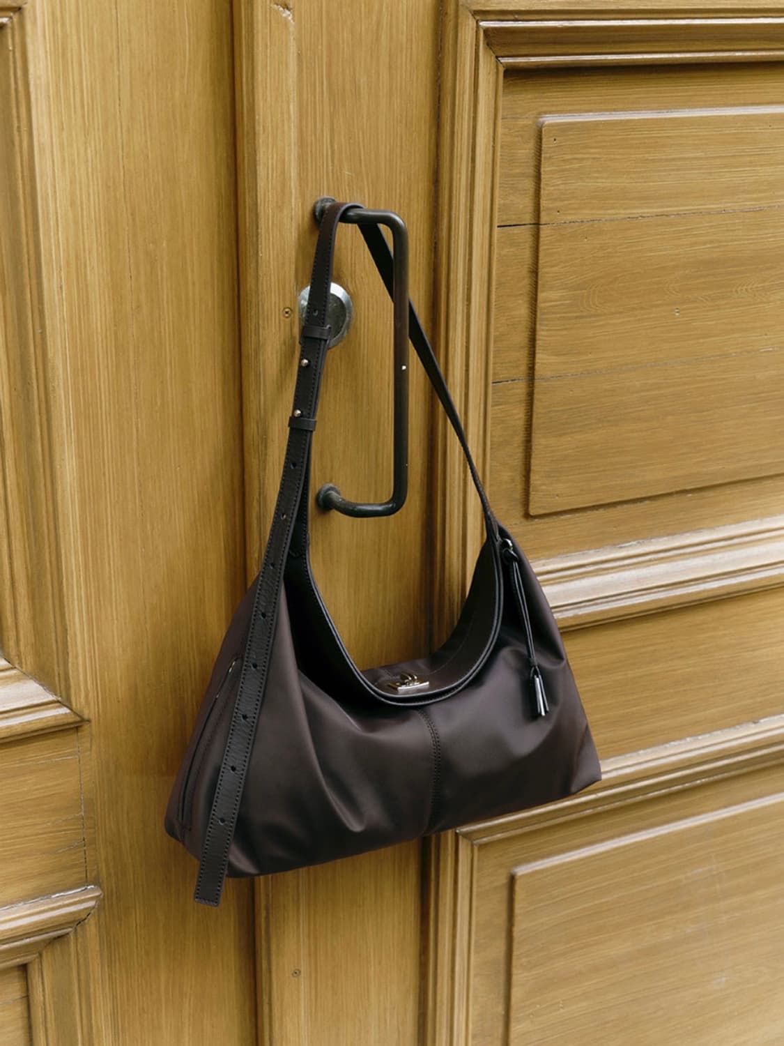 조이그라이슨 셀리 숄더백 나일론 LW5AE4660_LV 상품이미지1