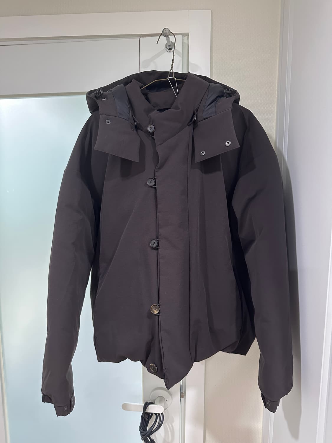 아워셀브스 24fw 구스다운 파카 다크브라운 상품이미지5