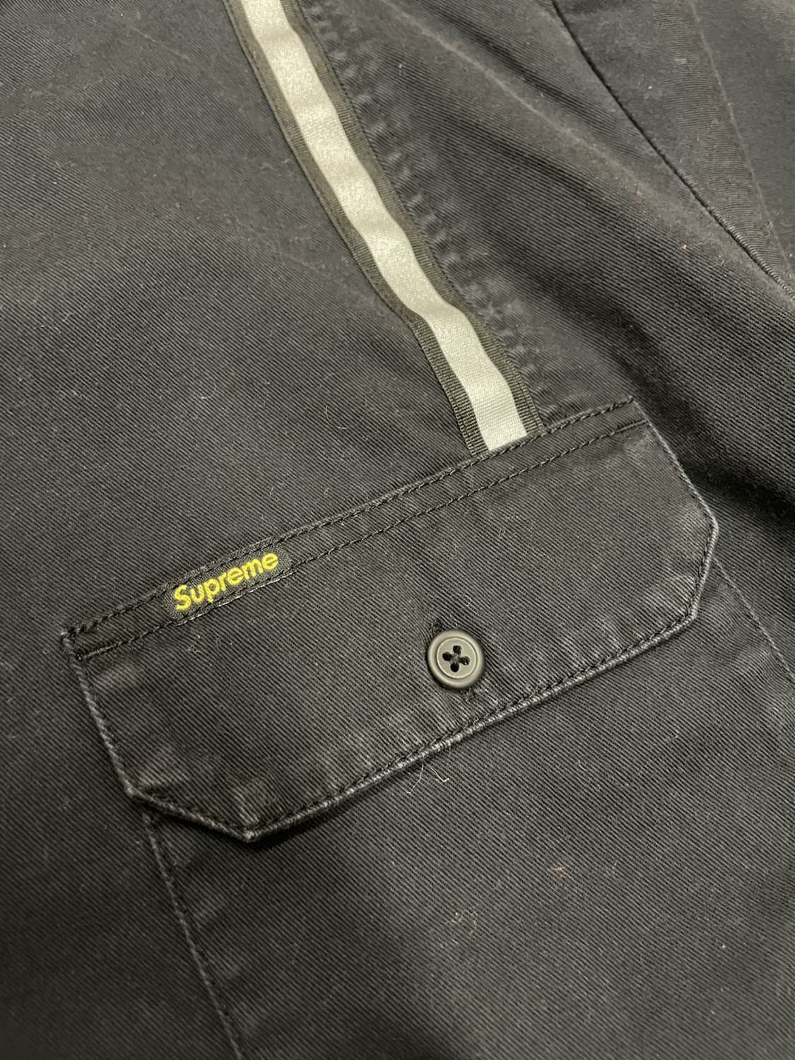 25SS 슈프림 리플렉티브 스트라이프 숏슬리브 워크 셔츠 블랙 상품이미지3