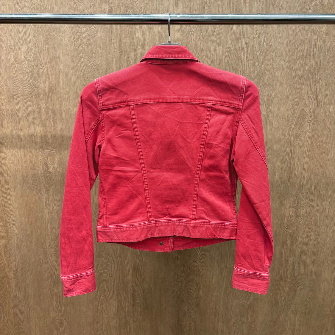 랄프로렌 코튼 스트레치 트러커 자켓 플랩 포켓 웨스턴 봉제 디테일 레드 상품이미지3