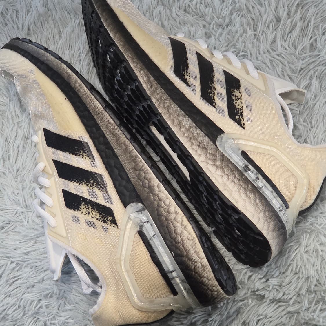 1w-20:아디다스 울트라부스트 PB 화이트-블랙 (270cm) 상품이미지8