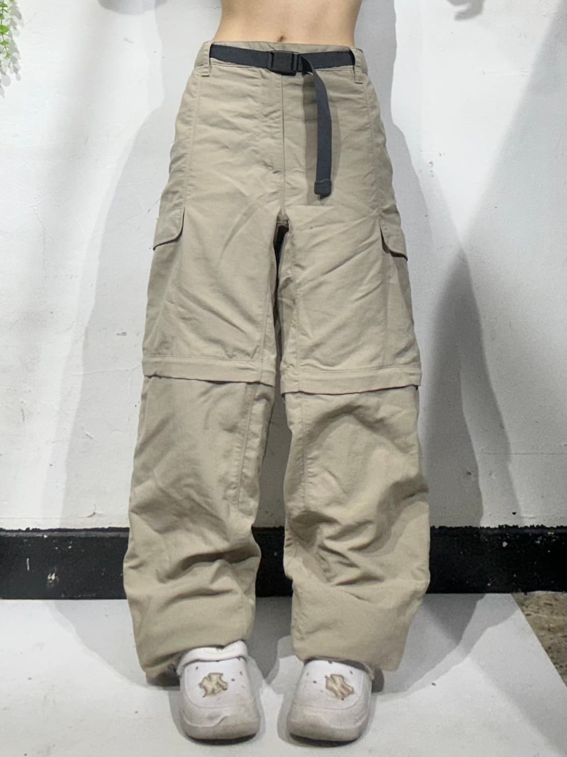 노스페이스 베이지 절개 포인트 와이드 카고 팬츠 XL 상품이미지2