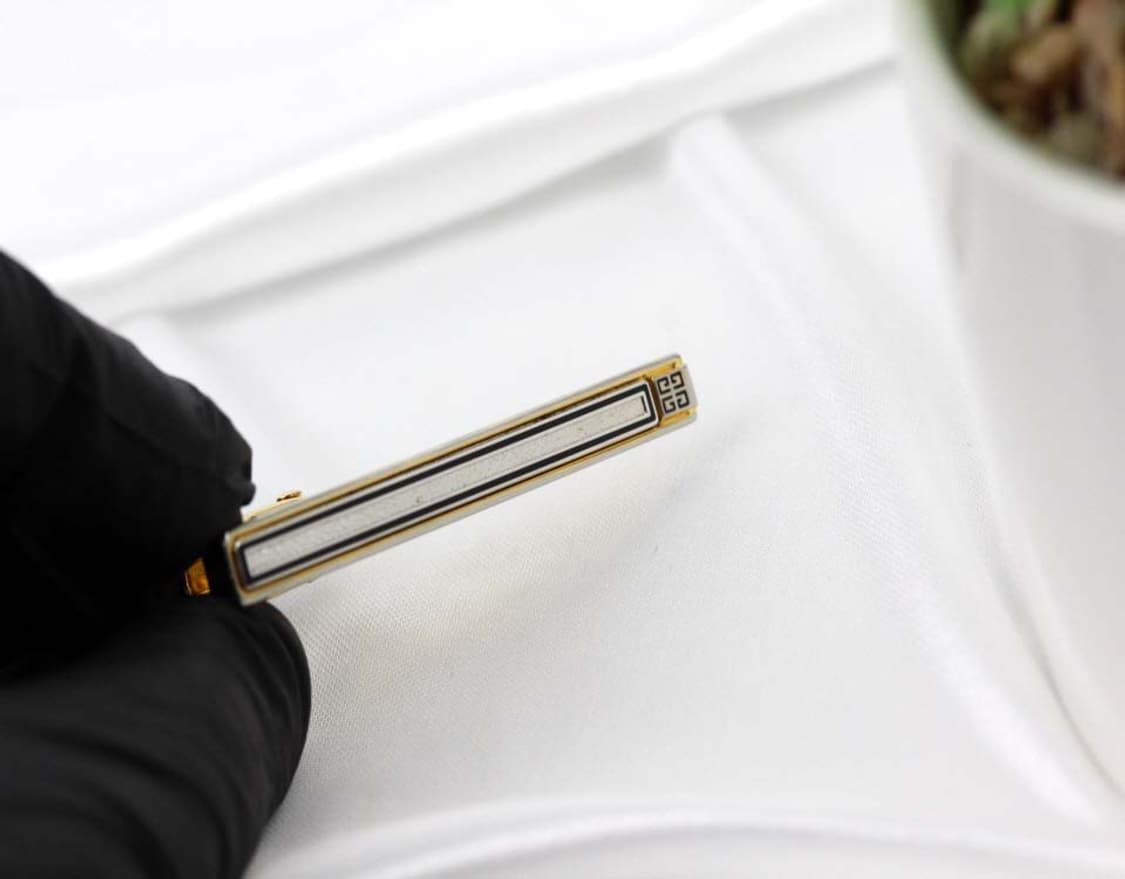 지방시 A등급 4.9cm 남자 명품 넥타이핀 상품이미지4