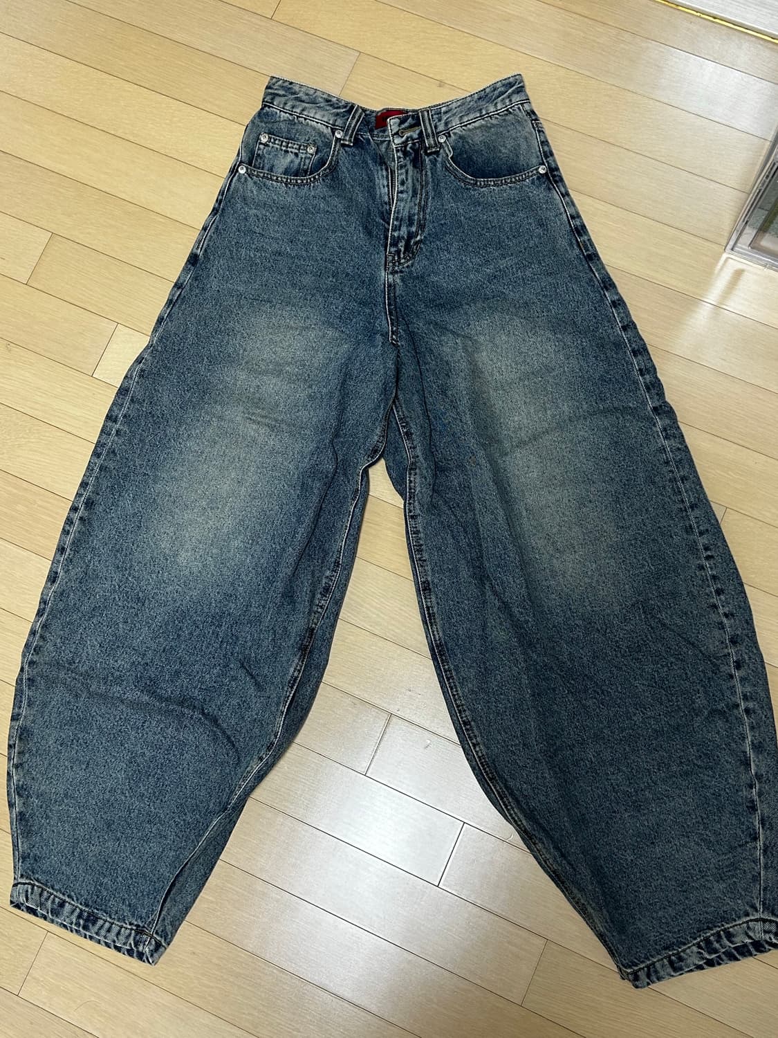 기철 벌룬핏 데님 팬츠 브라운 틴 워시드(xs) 상품이미지2
