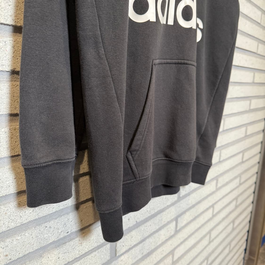 아디다스 파이어버드 프론트 빅로고 프린팅 후드티 상품이미지4