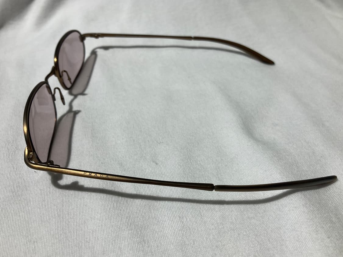 PRADA VPR73C 빈티지무드 황동 선글라스 상품이미지2