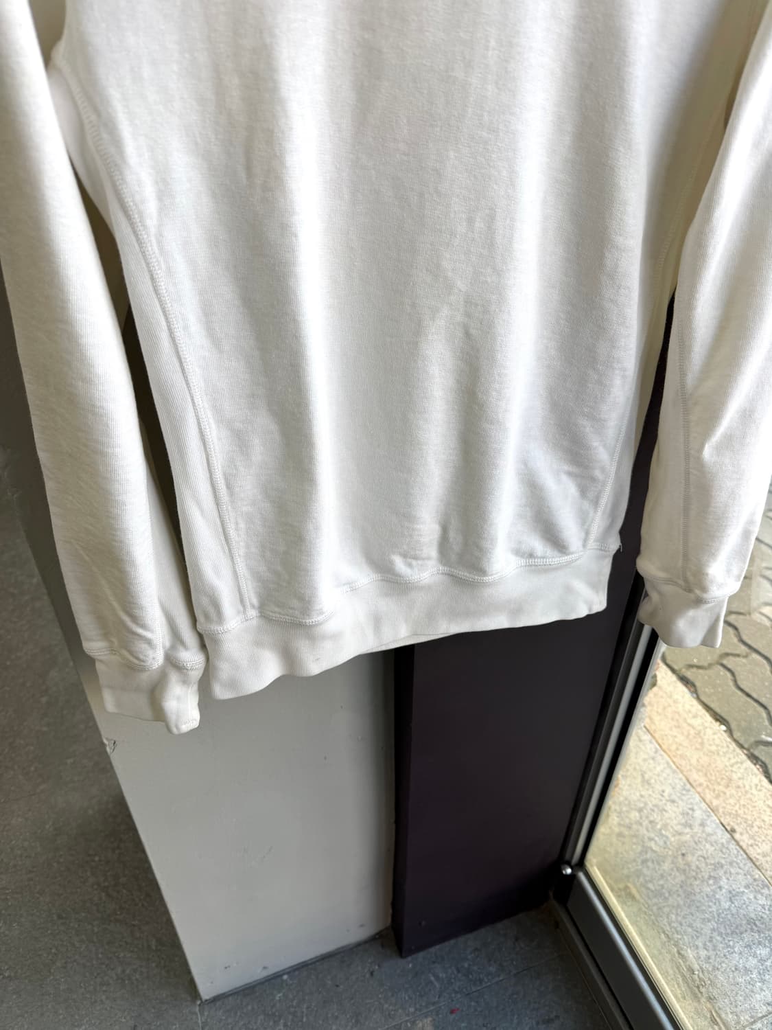 .M/ 스톤아일랜드 와펜 화이트코튼 슬리브 맨투맨 상품이미지4