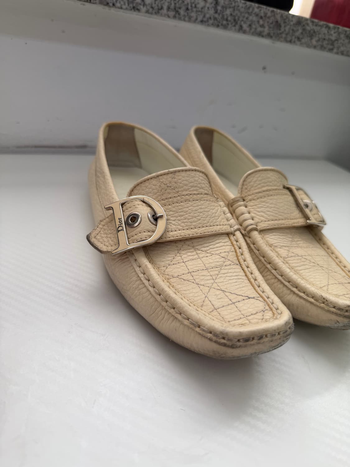 정품) 디올 여성 레더 로퍼 슈즈 36.5 상품이미지3