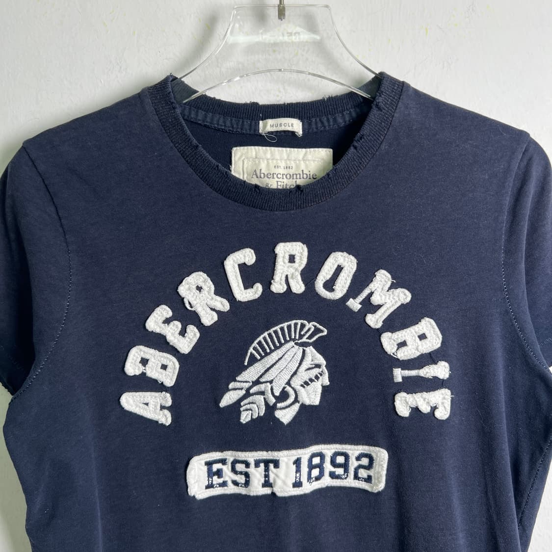 아베크롬비 네이비 머슬핏 반팔 티셔츠 S 상품이미지4