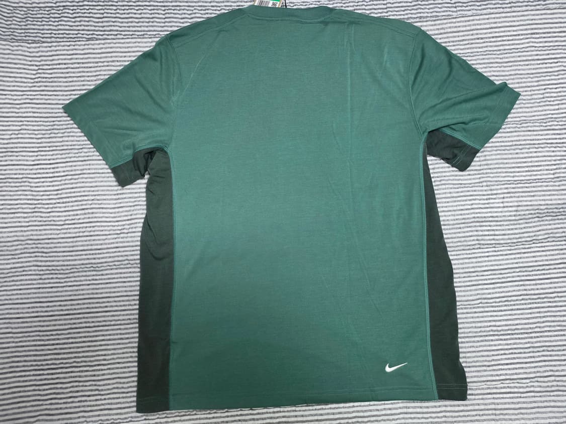 나이키 ACG 드라이핏 UV고트 락스 티셔츠 XL (FN8412-361) 상품이미지4