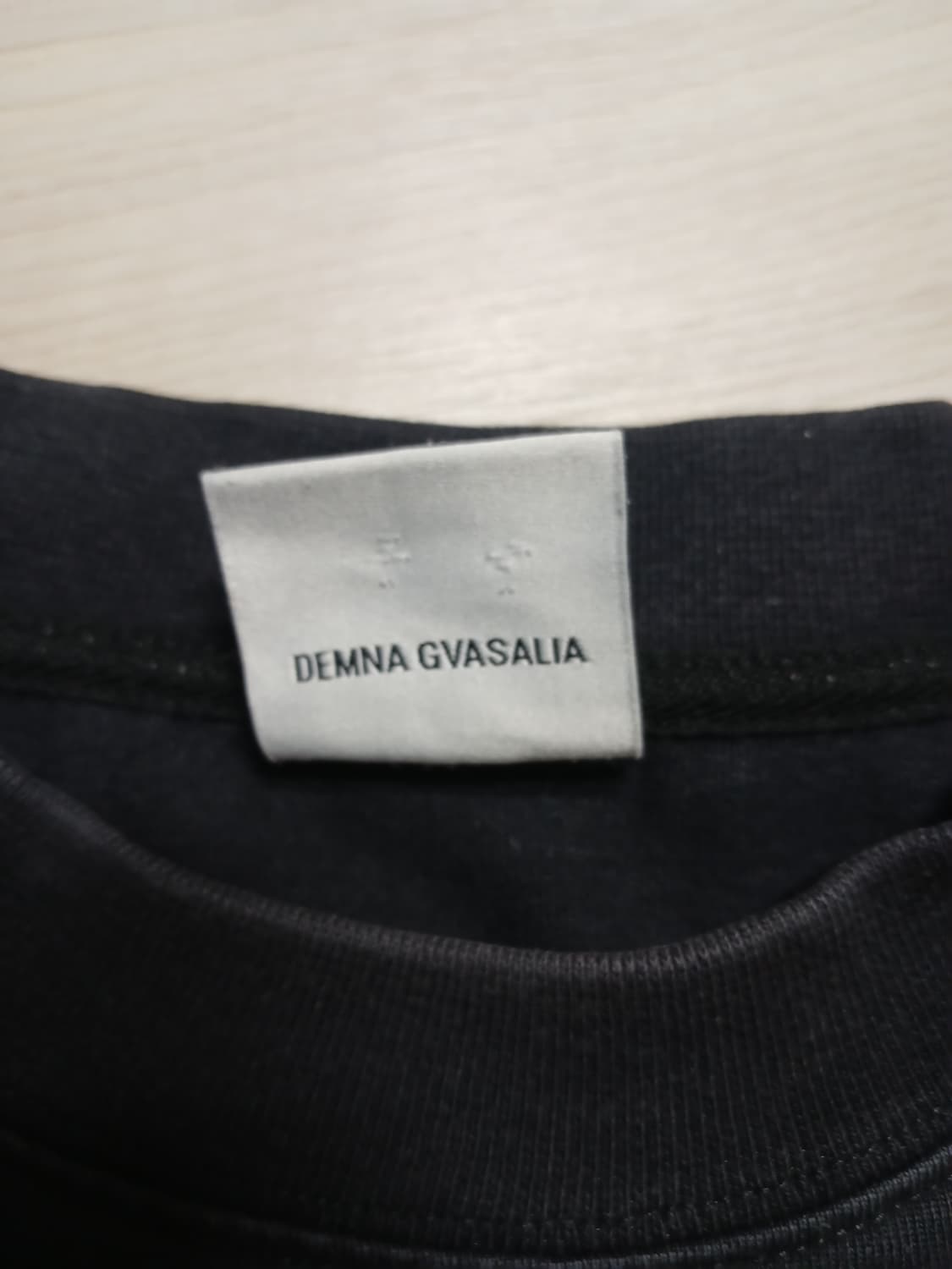 L 베트멍 메탈 로고 오버사이즈 긴팔 티셔츠 상품이미지5