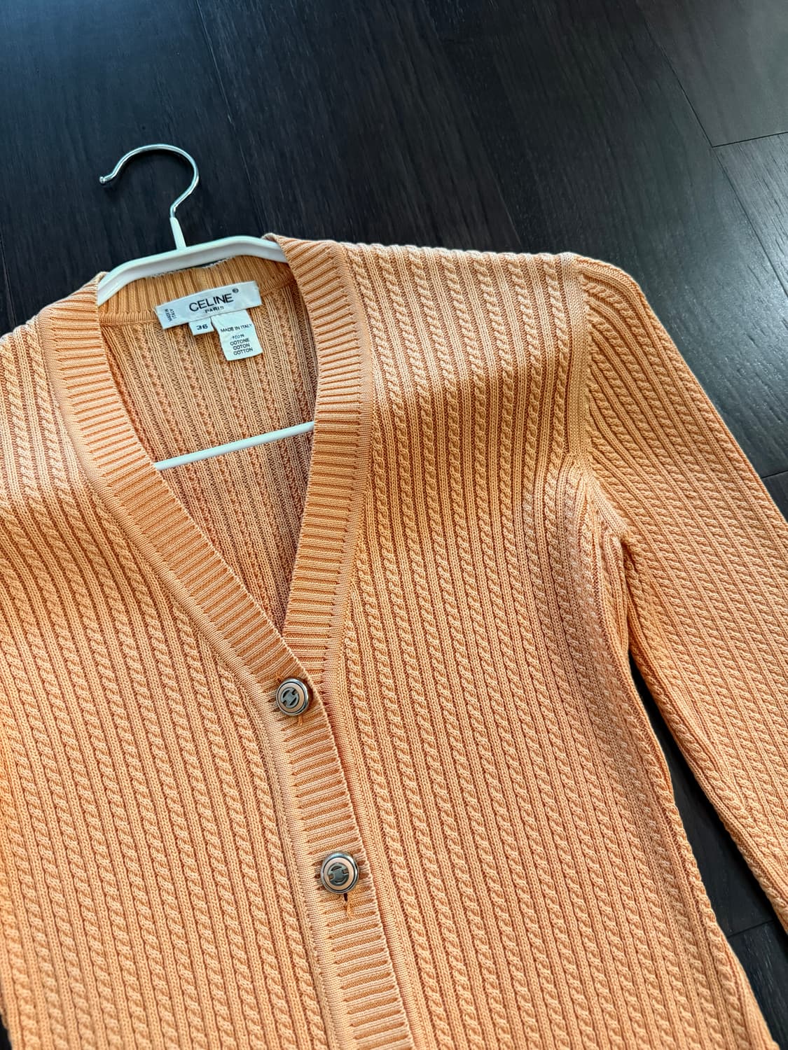 셀린느 슬림핏 가디건 상품이미지2