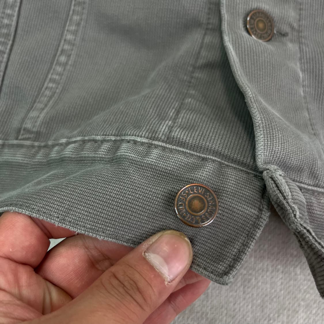 100 리바이스 made in ltay 코듀로이 트러커 자켓 상품이미지4