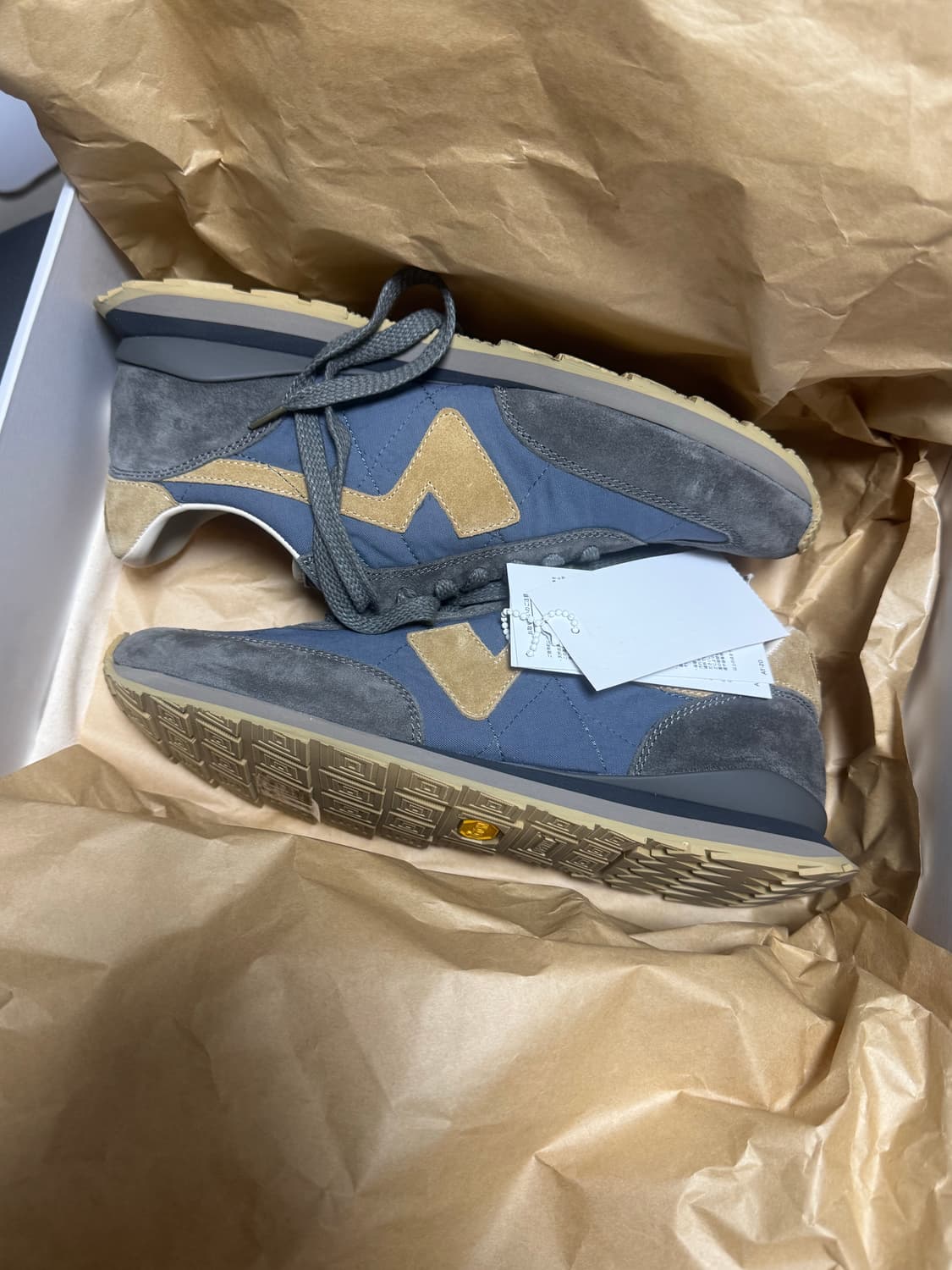 visvim 비즈빔 25aw fkt 러너 블루 8사이즈 상품이미지1