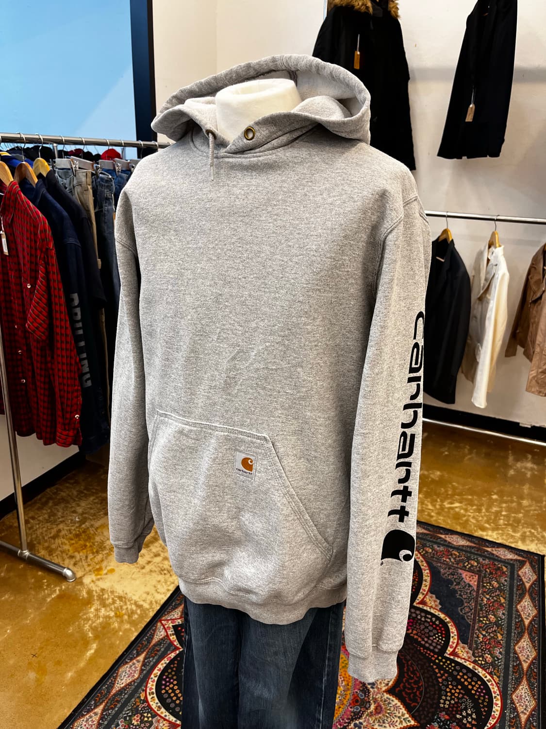 칼하트 루즈핏 후드티 상품이미지1