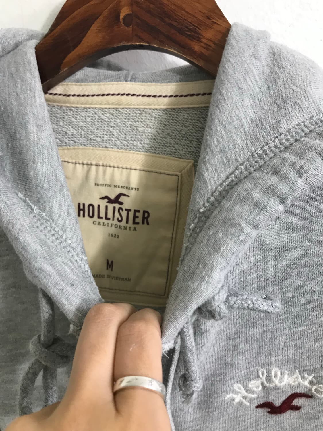홀리스터 슬림핏 딱붙 버튼업 후드집업 라이트 그레이 상품이미지4