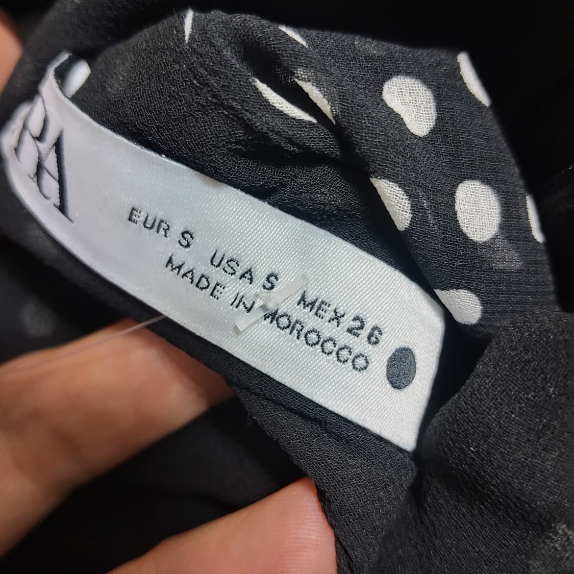 자라 ZARA 도트 땡땡이 비대칭 나시 탑 블라우스 S 55 새상품 상품이미지6