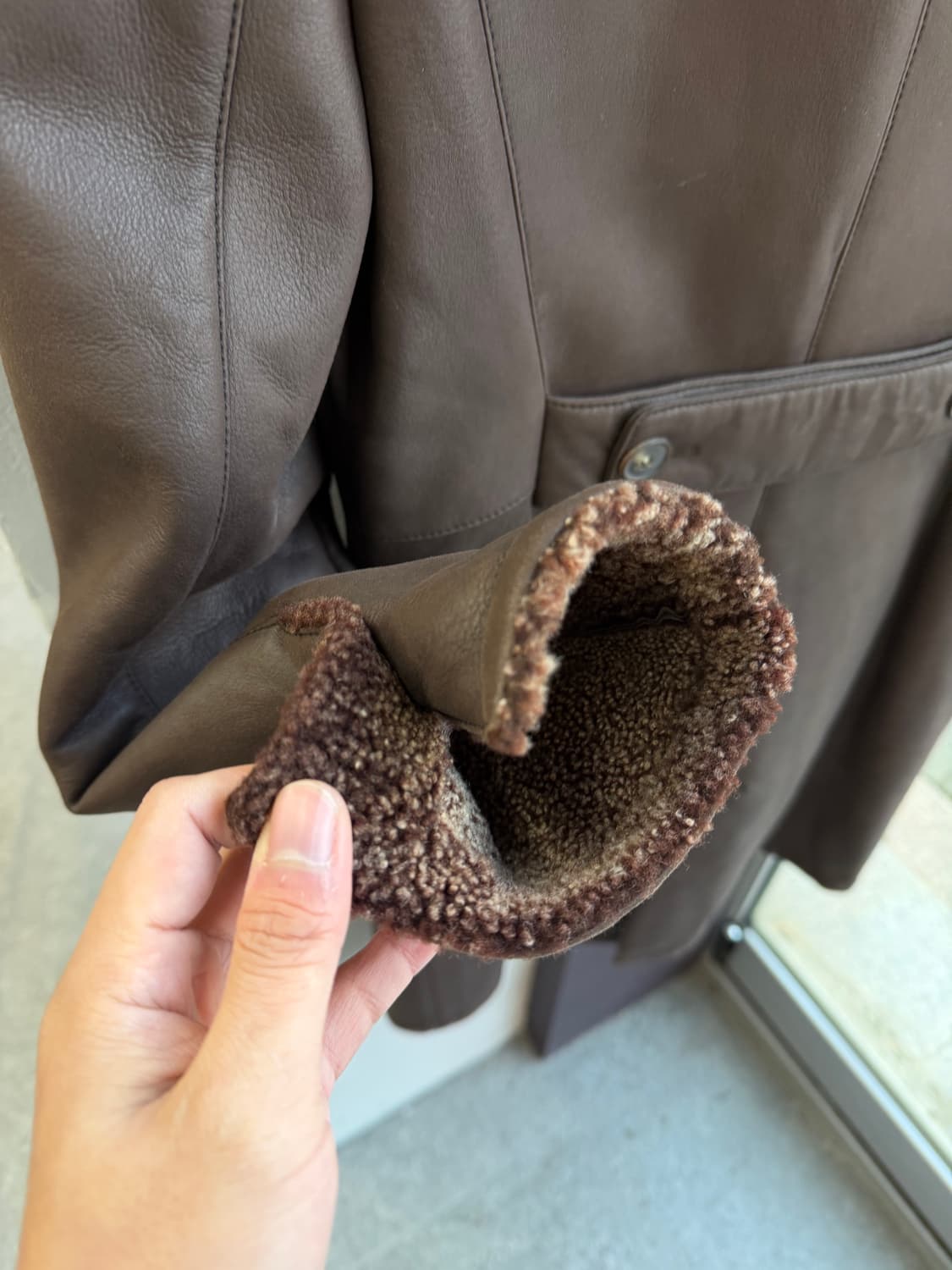 42/ 로로피아나 램스킨 무스탕 롱코트 상품이미지9