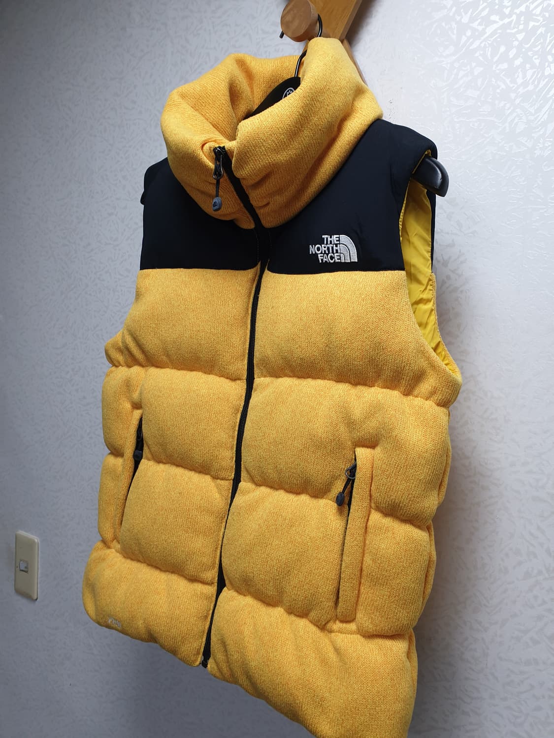 [55~66] 노스페이스 니트 구스 패딩조끼 상품이미지3