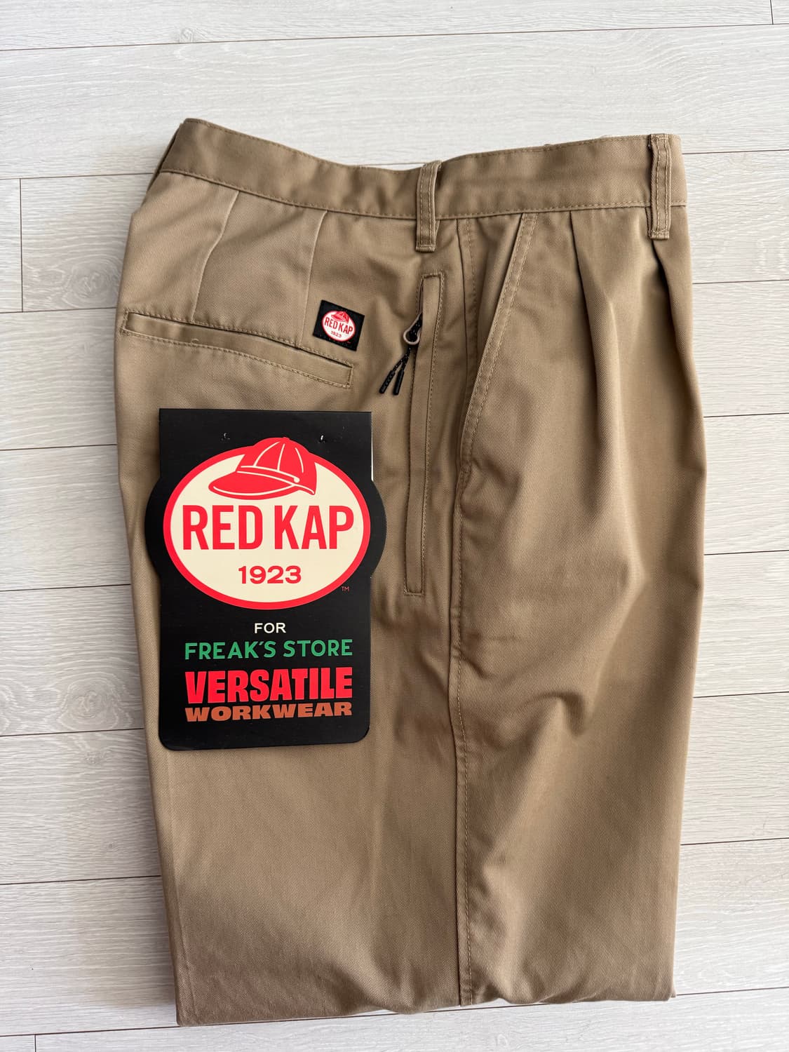 프릭스스토어 레드캡 투턱 와이드 팬츠 상품이미지1