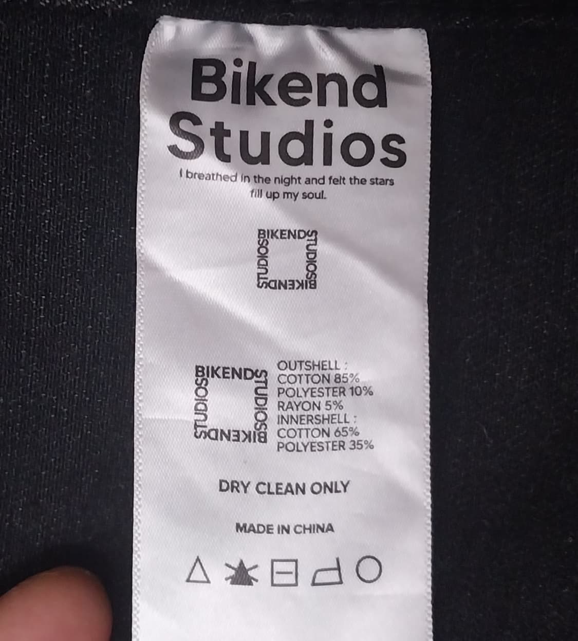 bikend studios 블랙 데님 자켓 M (크게나옴) 상품이미지3