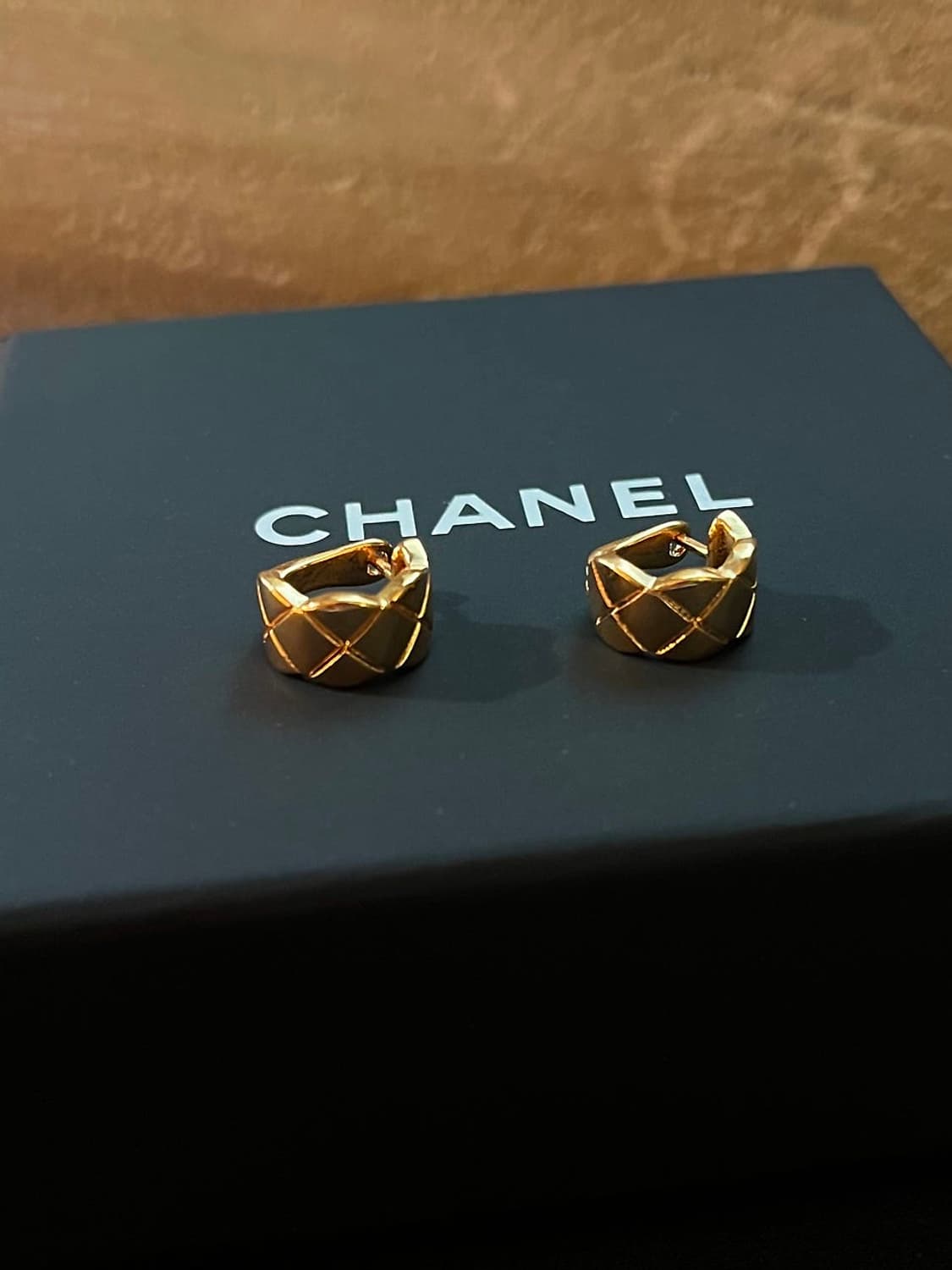 샤넬 정품 업사이클링 코코 크러쉬 COCO CRUSH 이어링 상품이미지4