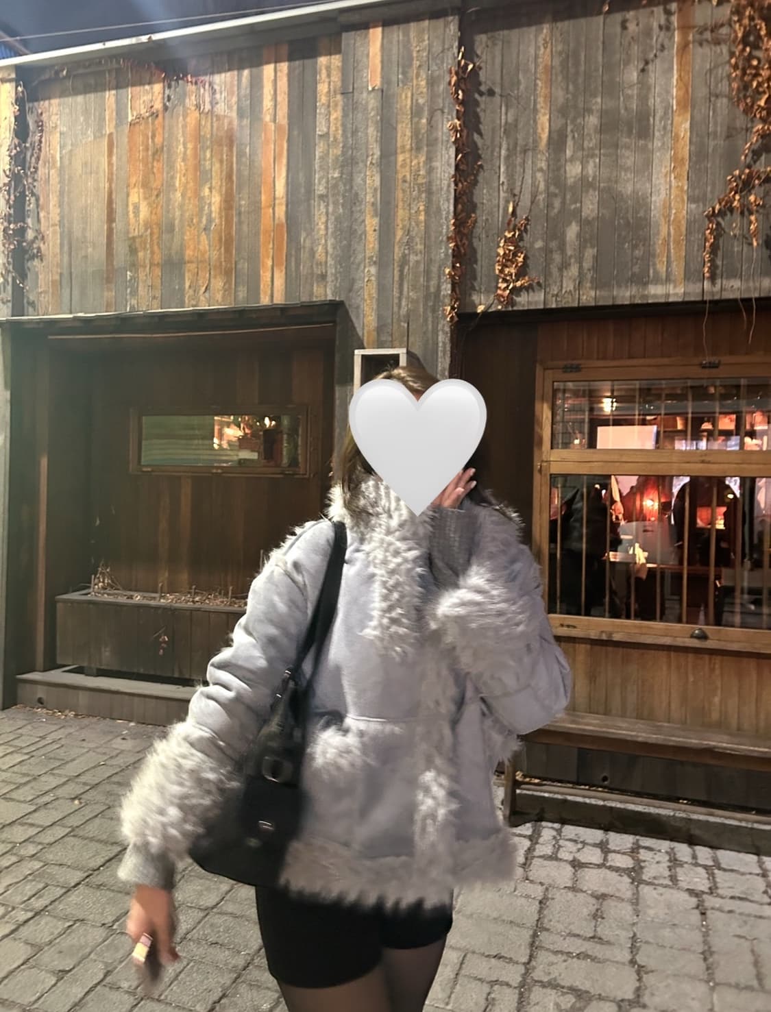 어글리쉐도우 Reversible shearling jacket Blue 상품이미지5