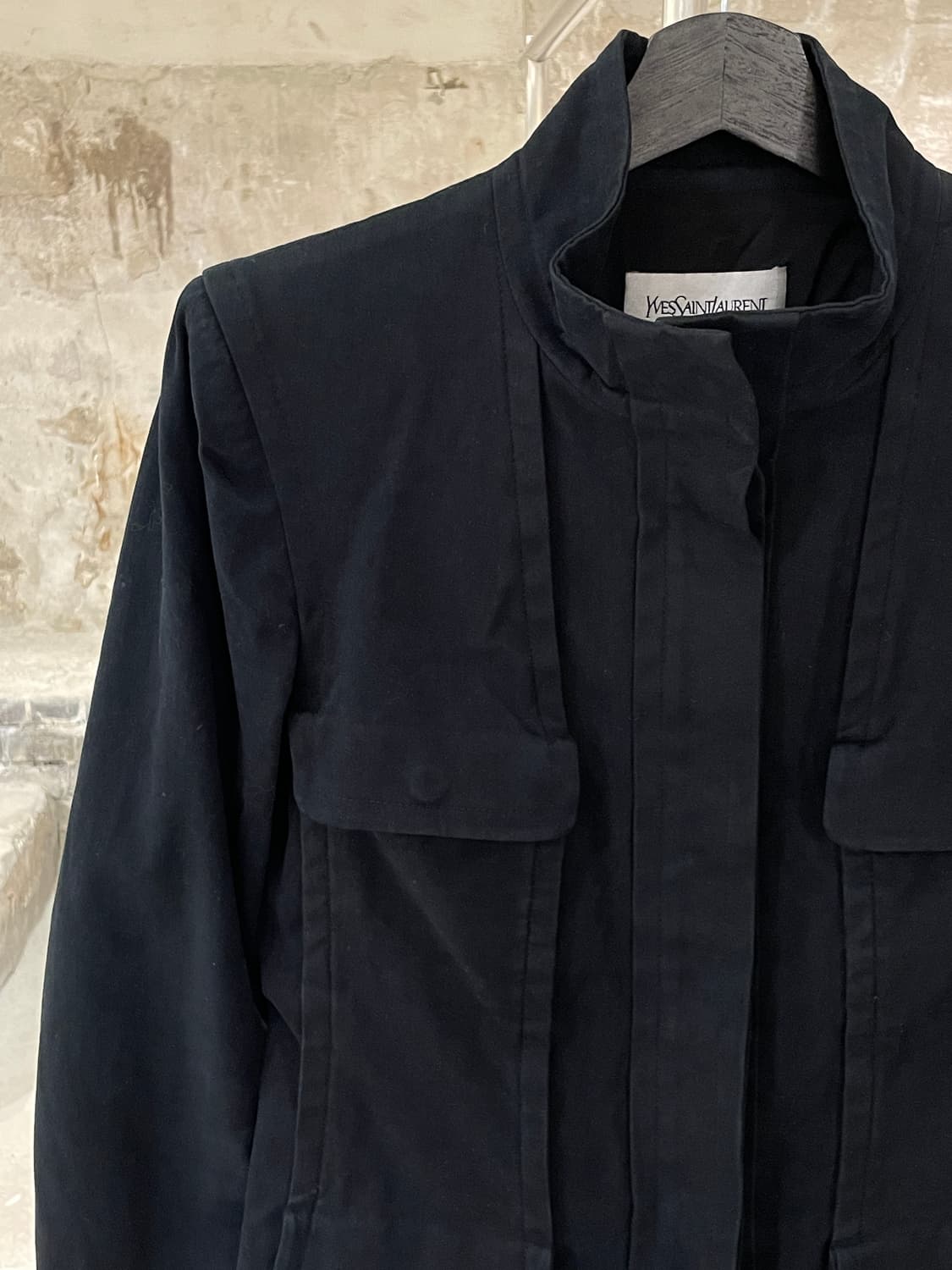 이브 생로랑 리브 고쉬 블랙 히든 버튼 플랩 자켓 상품이미지2