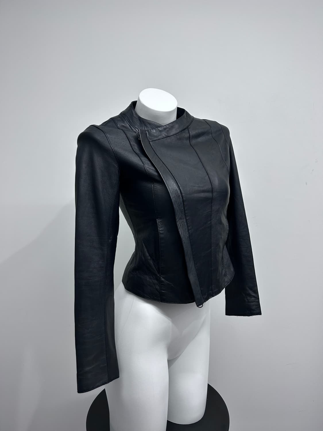 00‘s jpn 사선 레더 자켓 상품이미지5