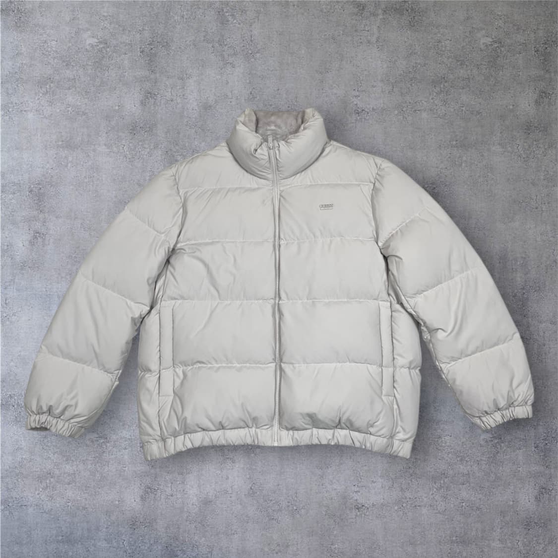 게스 Guess 라이트그레이 페더라이트 구스다운 푸퍼 패딩 L 상품이미지1