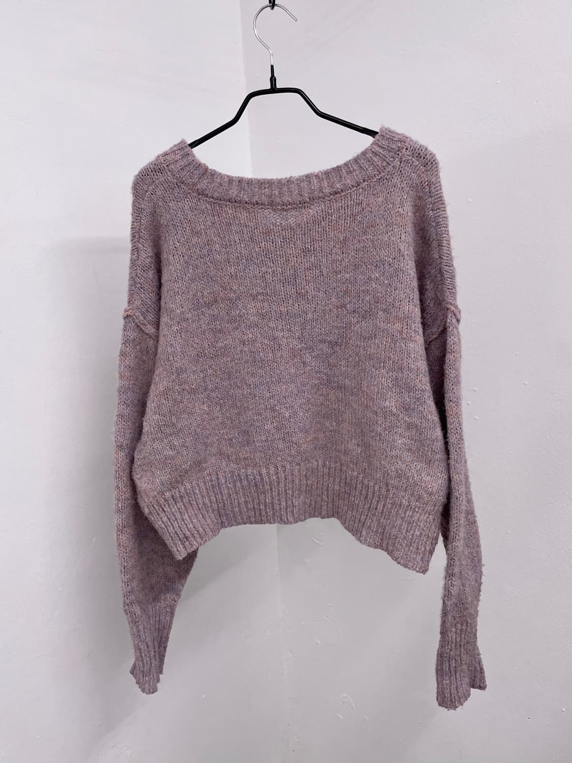 얼스뮤직앤이콜로지 부클 라벤더 니트 상품이미지5