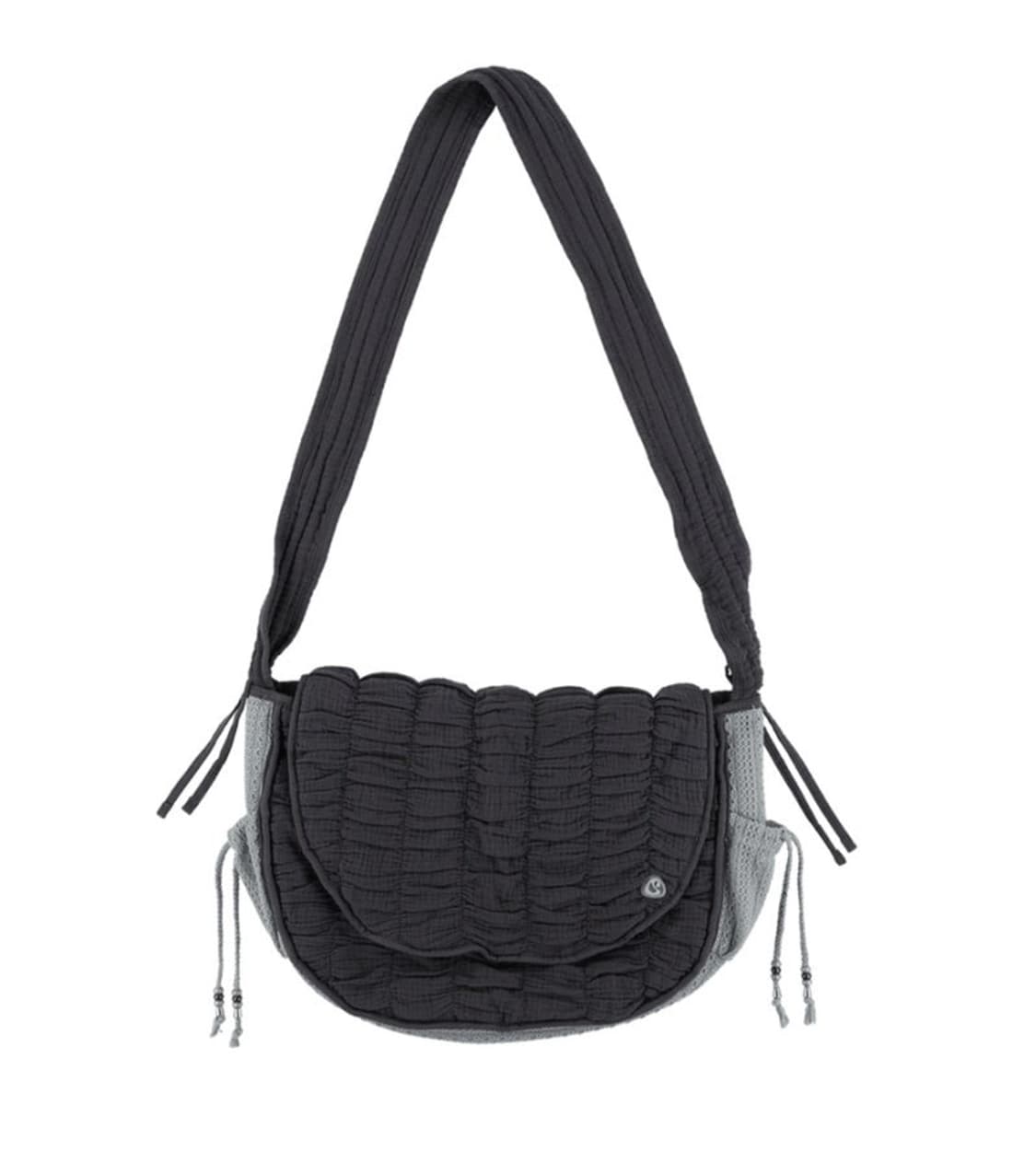 구함)코이세이오 퀄티드 크로스백 차콜/아이보리 구해요 상품이미지1