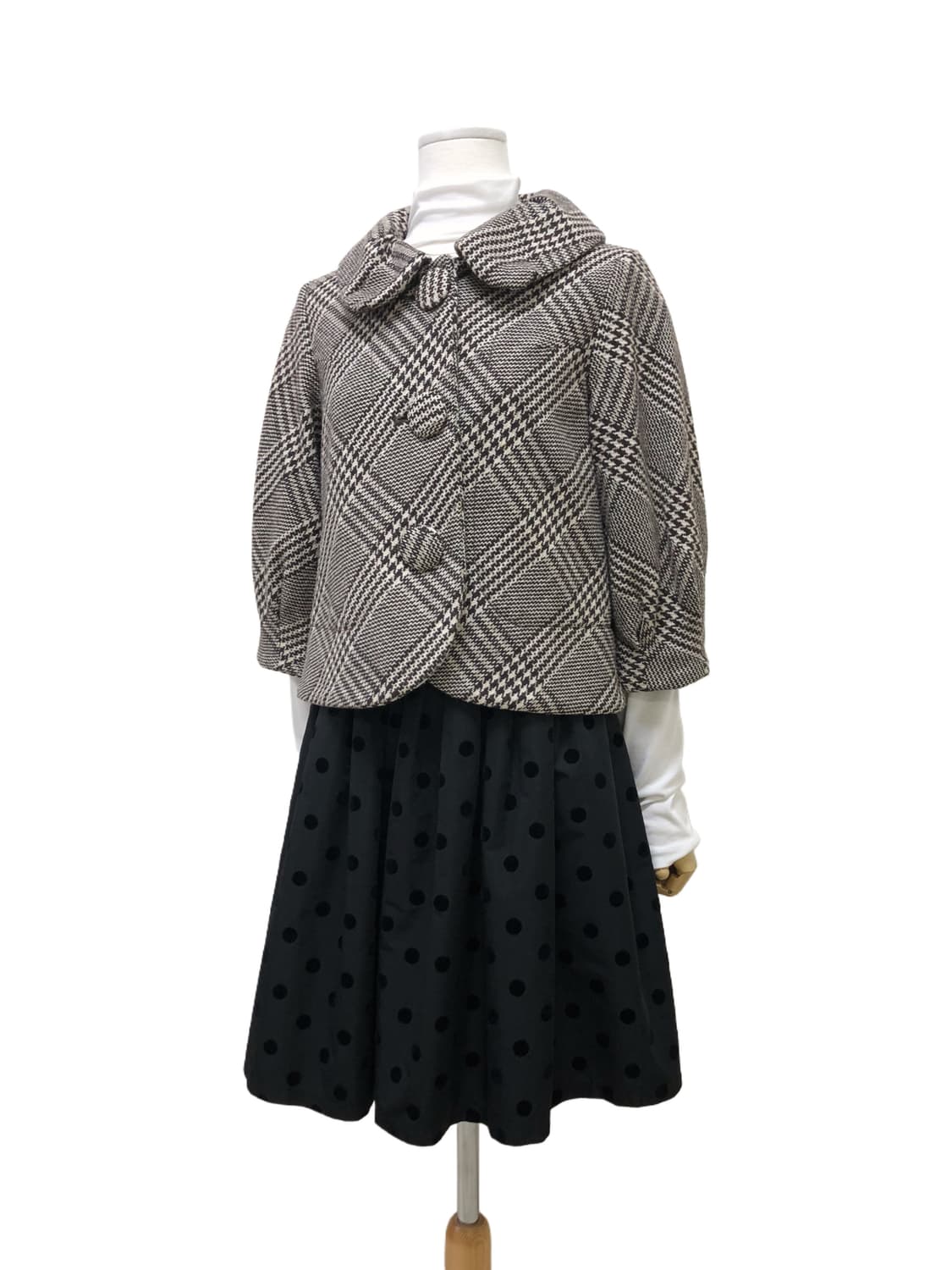 레이빔즈 체크 숏 코트 상품이미지4