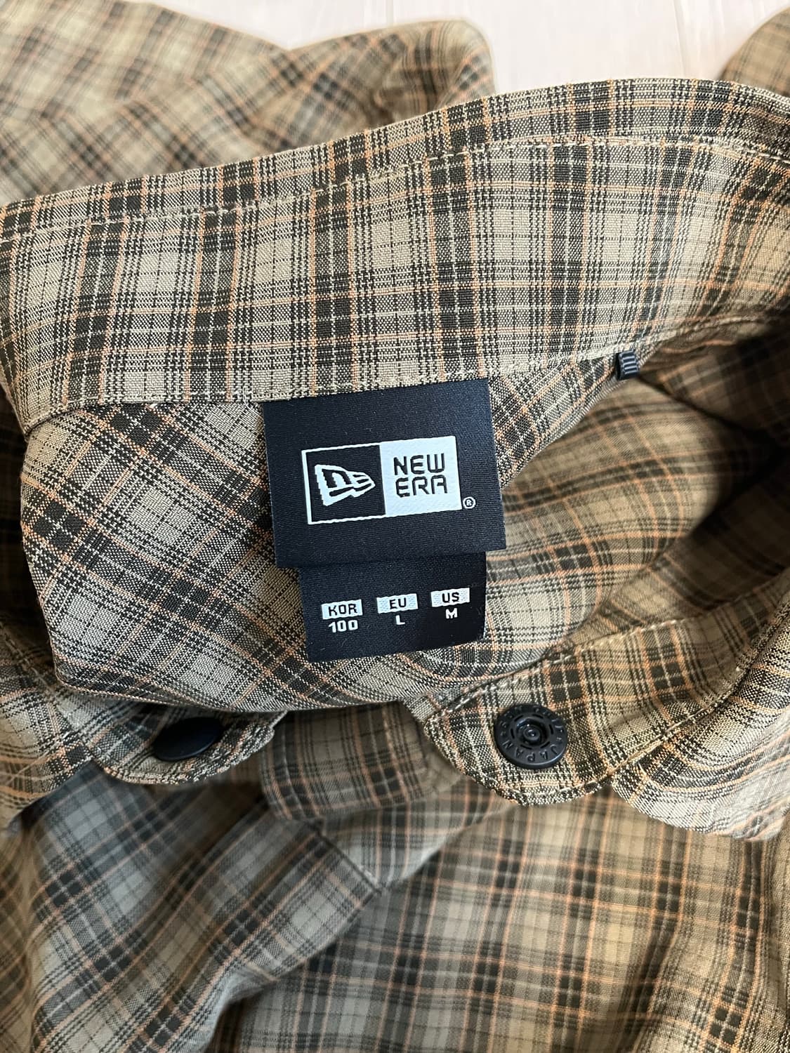 뉴에라 반팔셔츠  상품이미지3