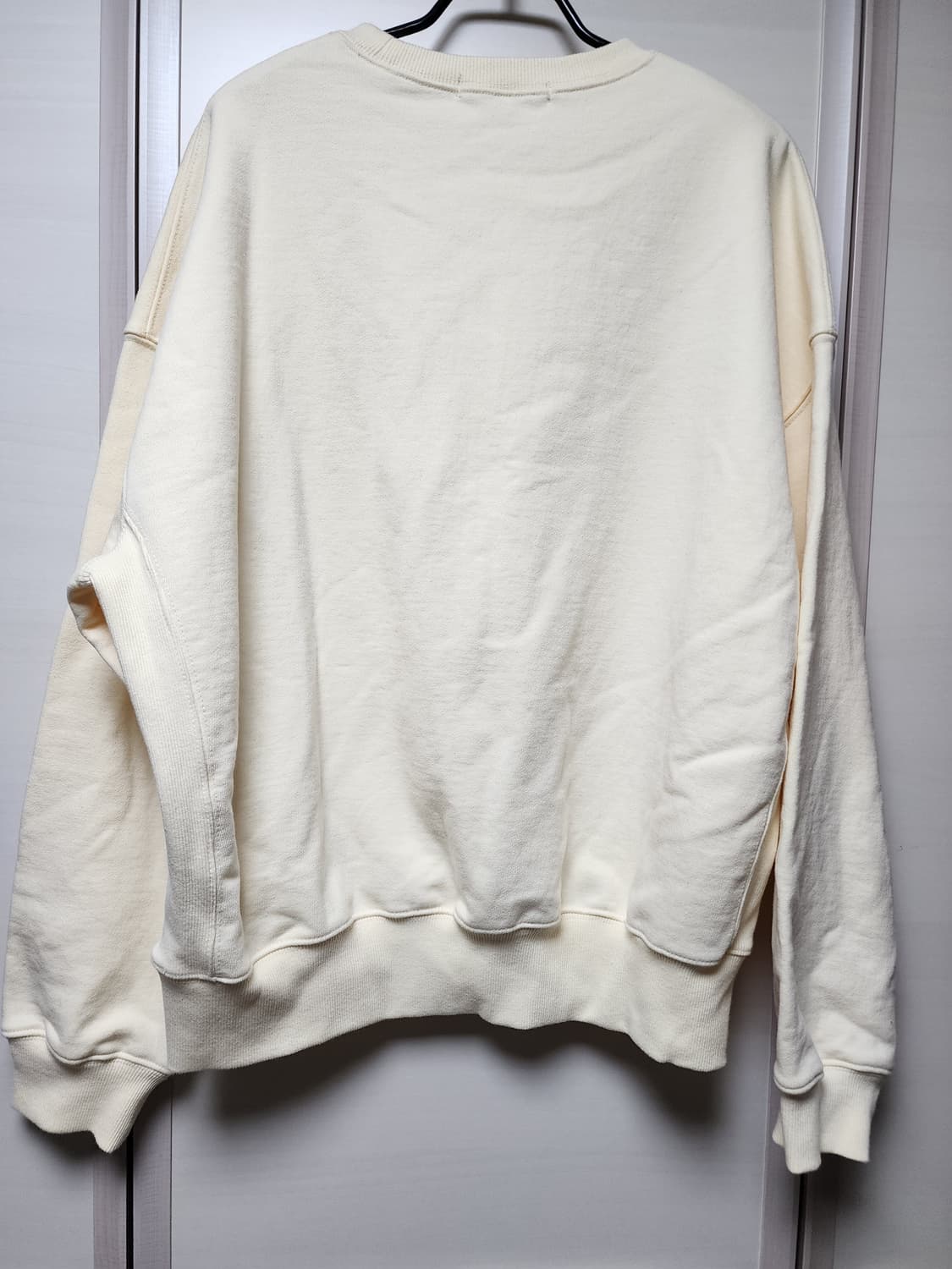 마르디메크르디 맨투맨 스웻셔츠 정품 상품이미지2