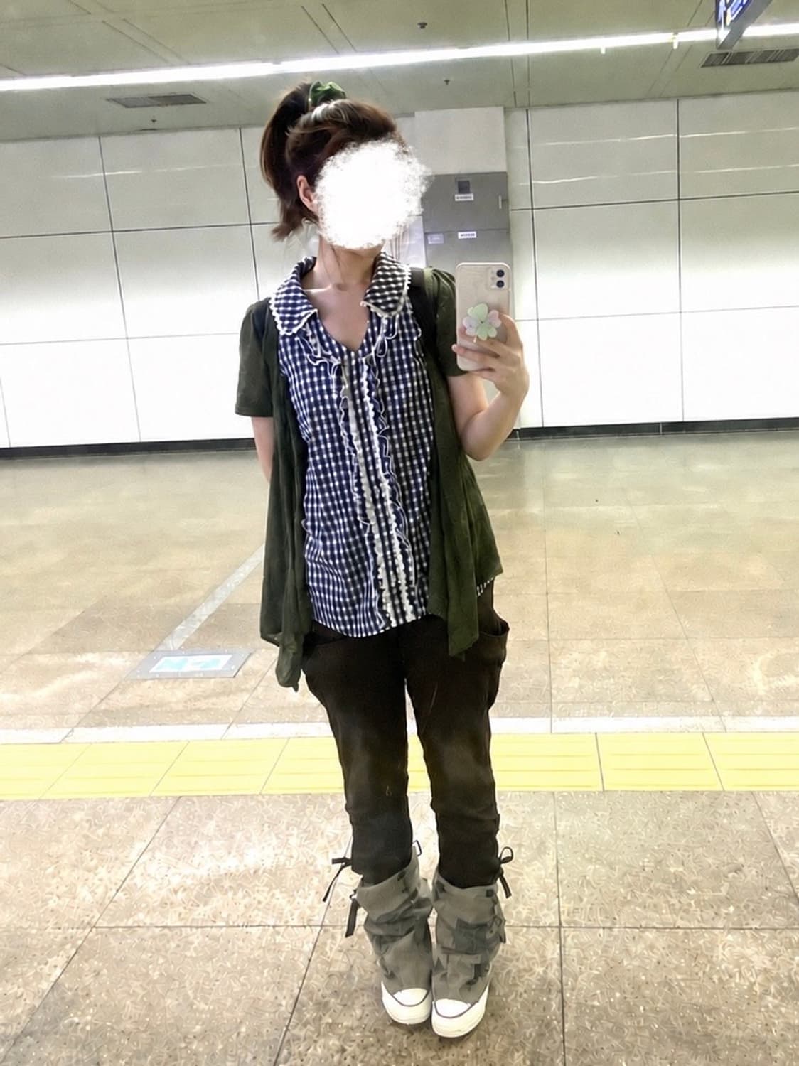 엑시즈팜 너드 모리걸 코디세트 체크 블라우스 + 카고 셔링 카프리 바지 상품이미지1