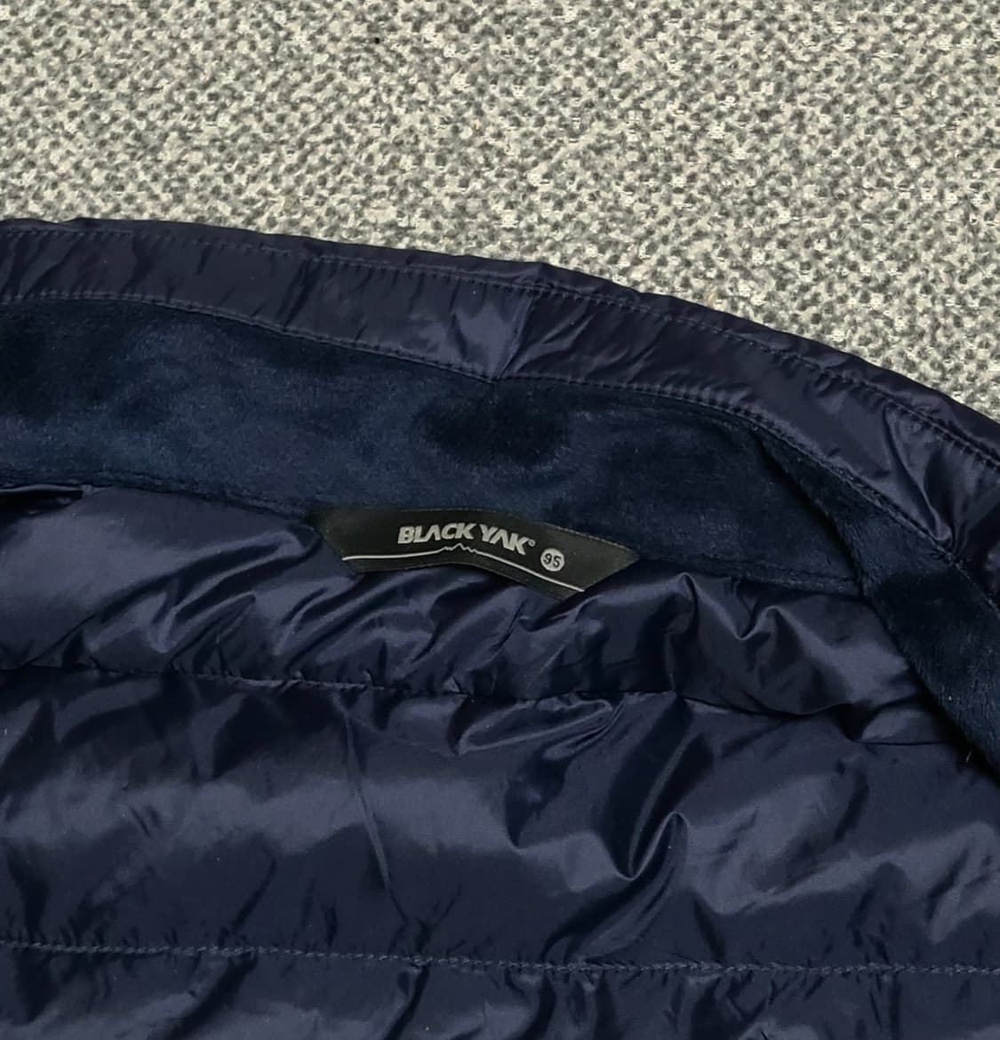 블랙야크 여성 경량 구스다운 패딩 95 네이 정사이즈  상품이미지6