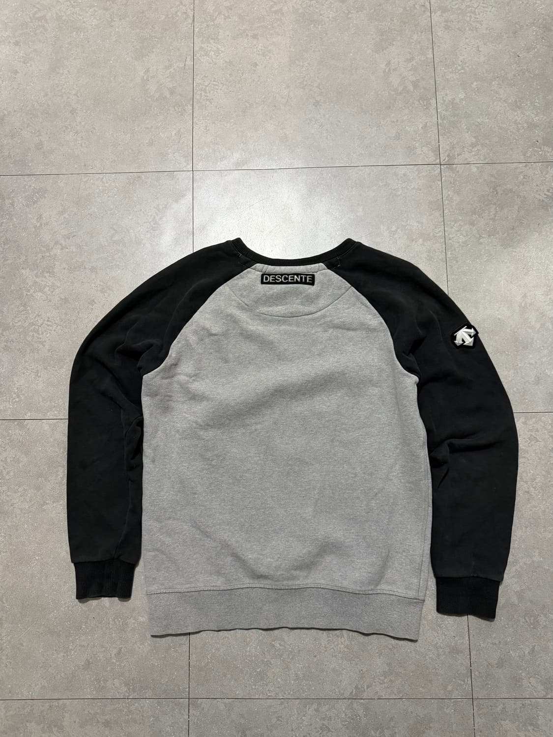  데상트  캐나다 스키팀  빈티지 스웻셔츠  95size   상품이미지4