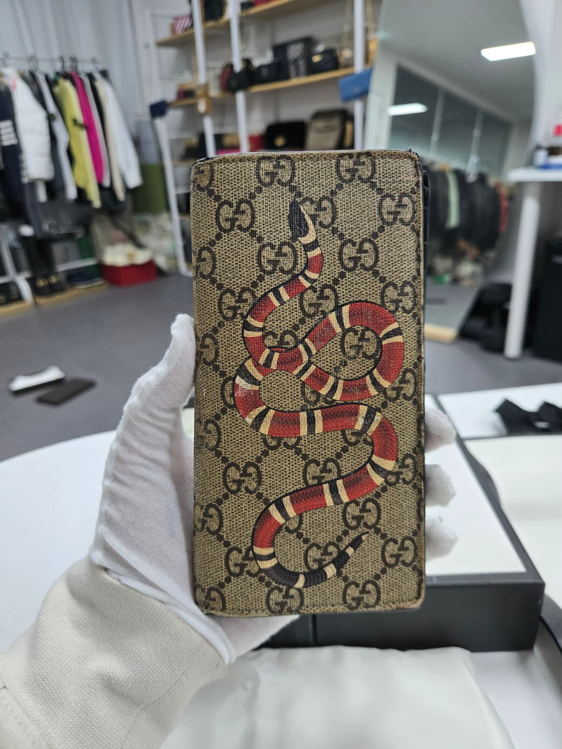 [50%할인] 구찌 스네이크 장지갑 상품이미지1