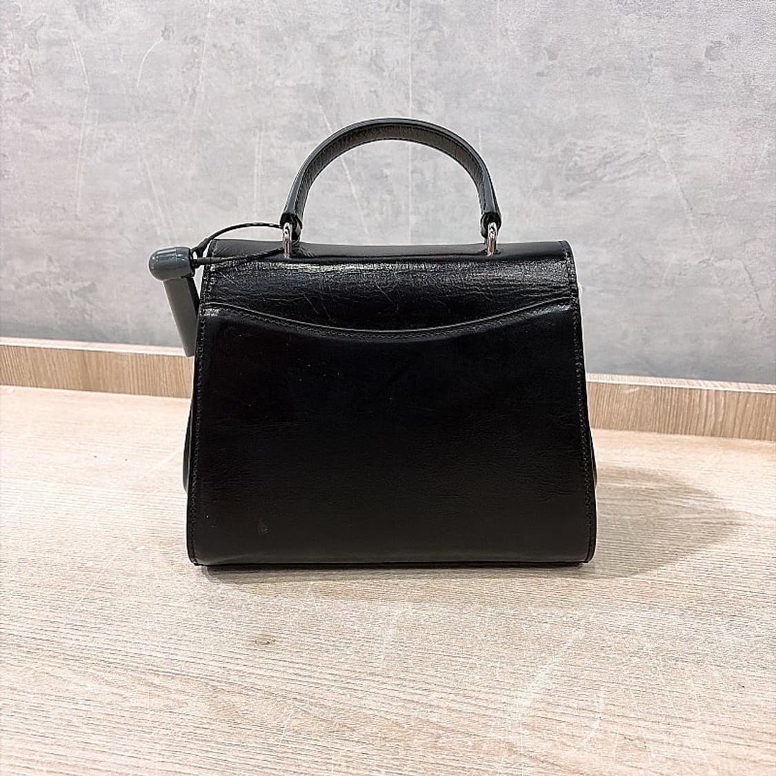 (정품/새상품) 마크 크로스 여성 블랙 MADLINE 21 숄더 토트백 상품이미지4