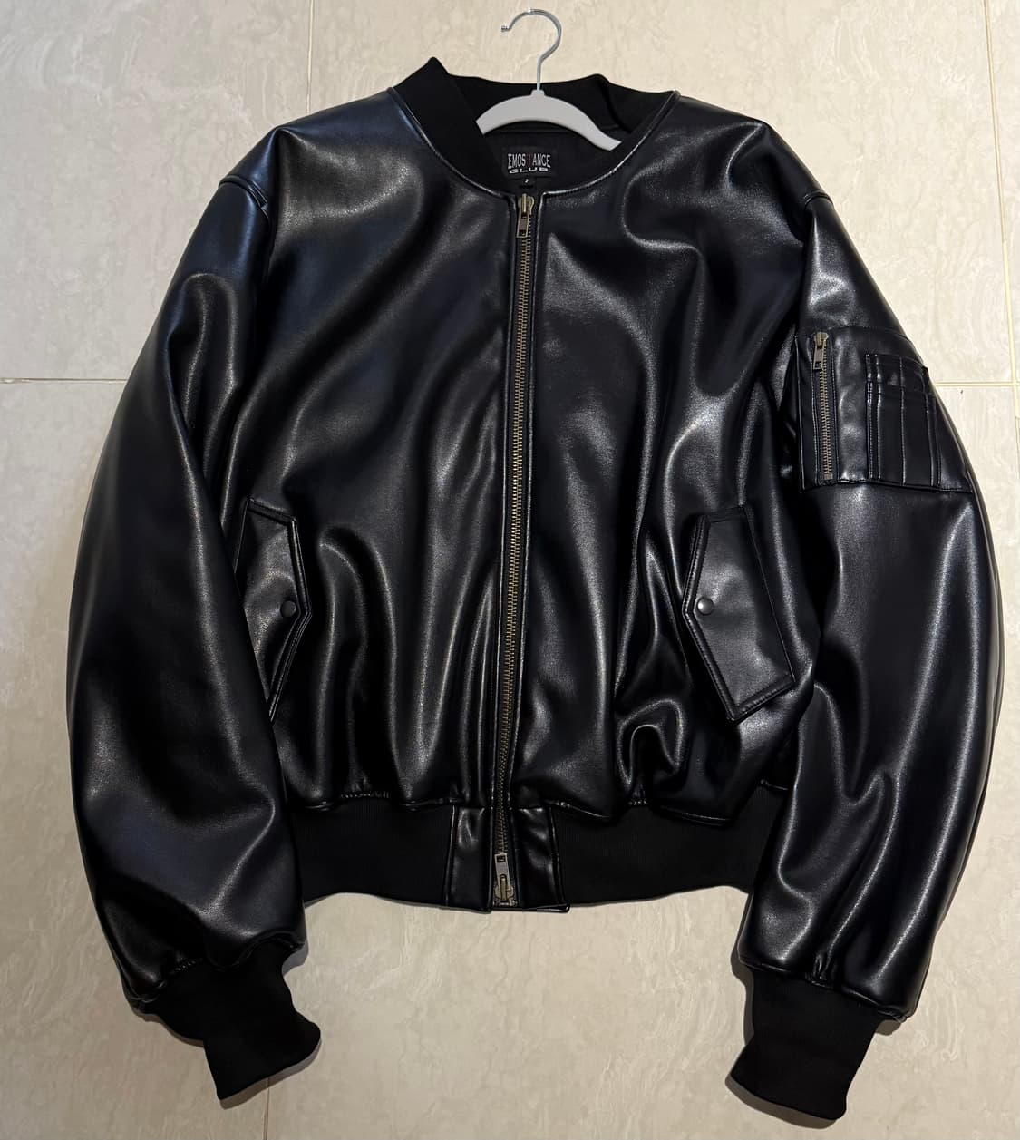 (2)에모스탠스클럽 레더 봄버 상품이미지1