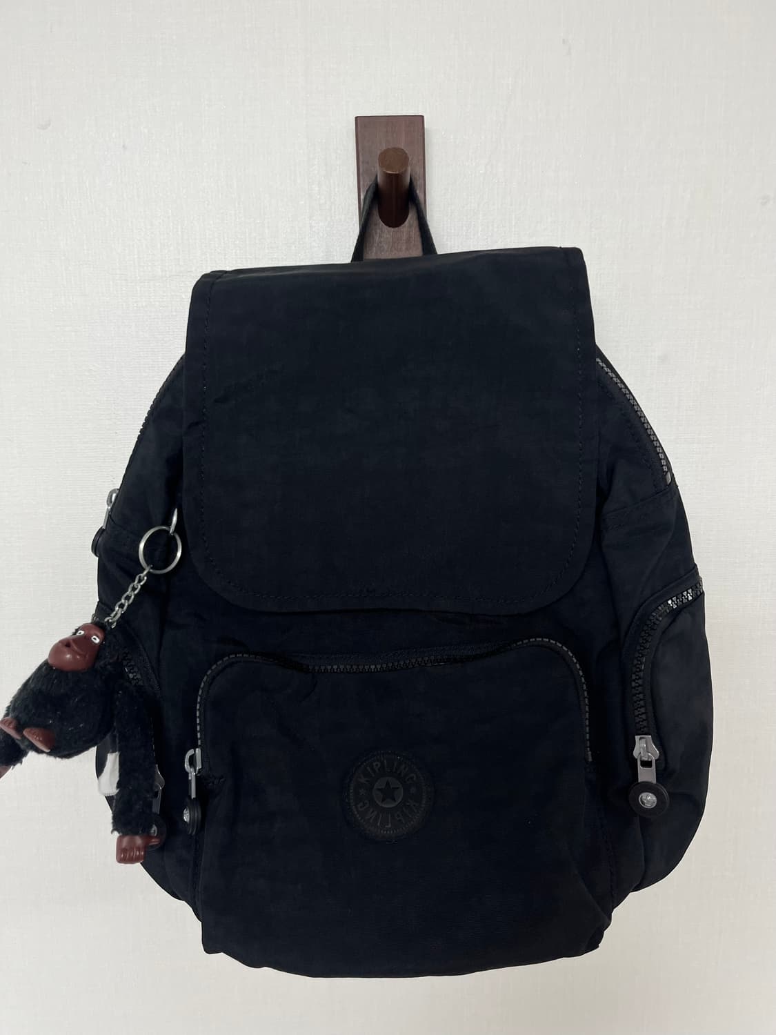 키플링 시티백 블랙 상품이미지1