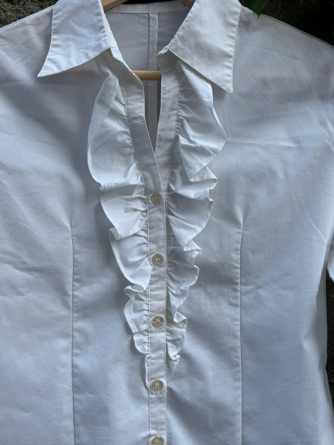 White Frill Shirts 상품이미지4