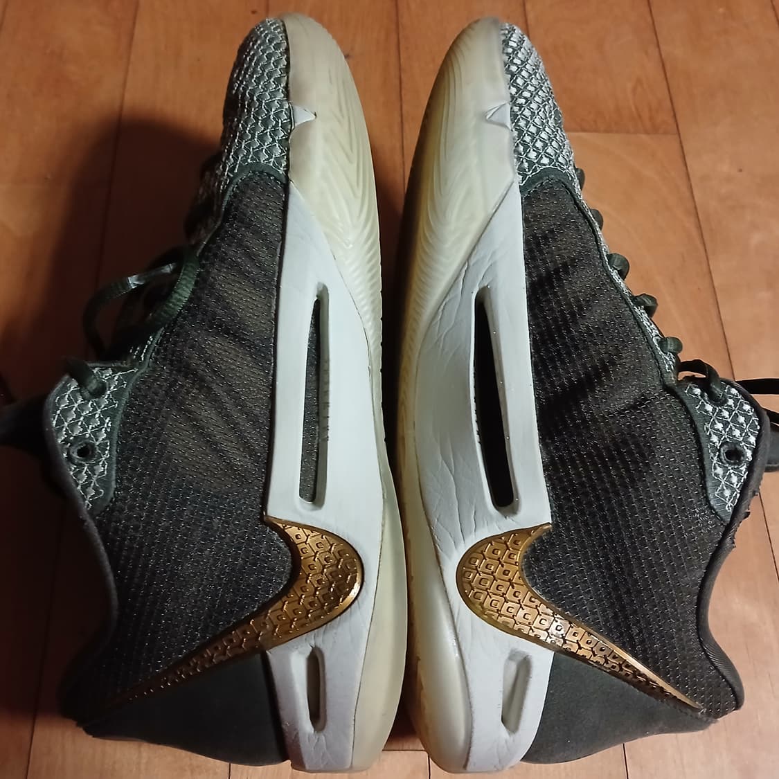 나이키 사브리나1 데디케이션 275 상품이미지6