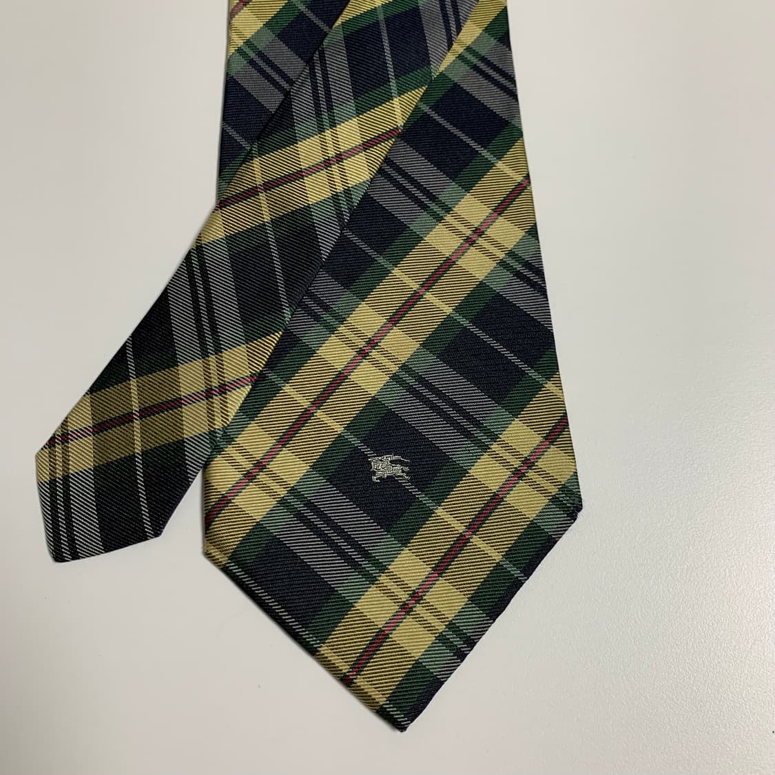 버버리(BURBERRY) 노바체크 명품넥타이 결혼식코디 정장룩 A등급 상품이미지4