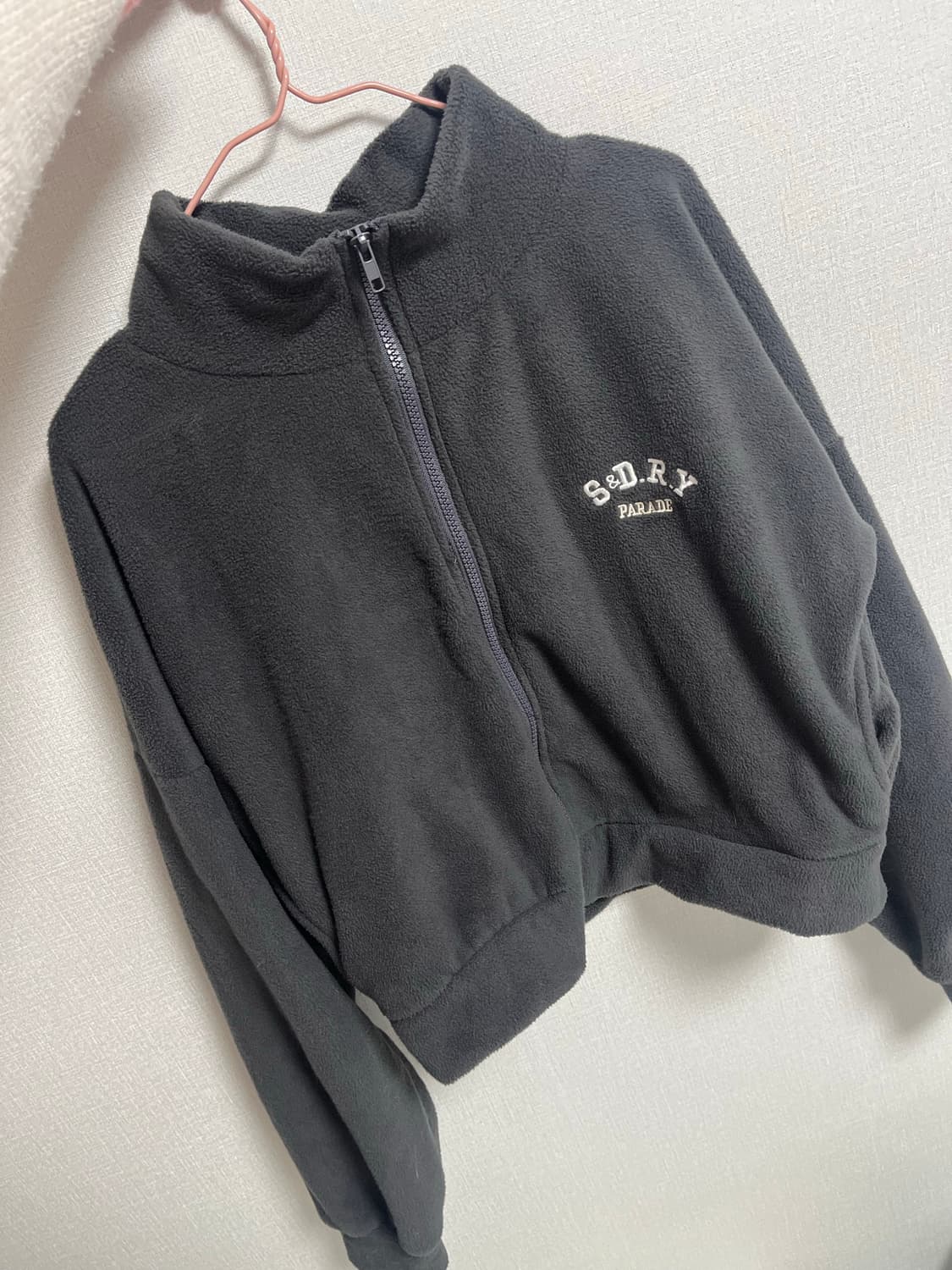 먹색 크롭 후드집업  상품이미지1