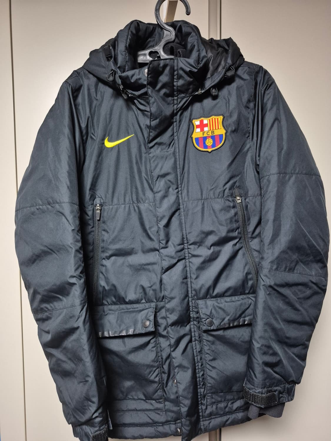 나이키 정품 바르셀로나 바람막이 85사이즈 팝니다 상품이미지1